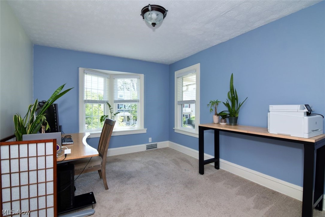 1190 Gladys Avenue Lakewood OH 44107