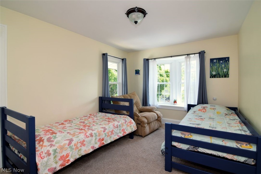 1190 Gladys Avenue Lakewood OH 44107
