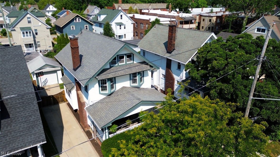 1190 Gladys Avenue Lakewood OH 44107