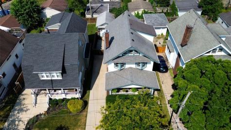 1190 Gladys Avenue Lakewood OH 44107
