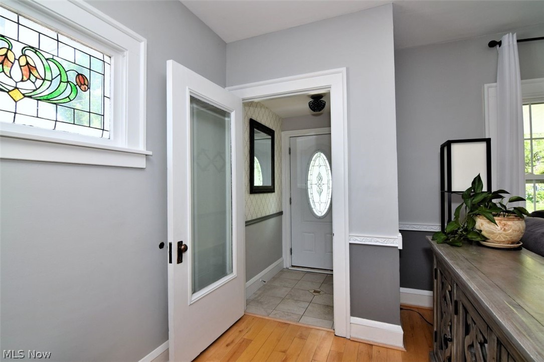 1190 Gladys Avenue Lakewood OH 44107