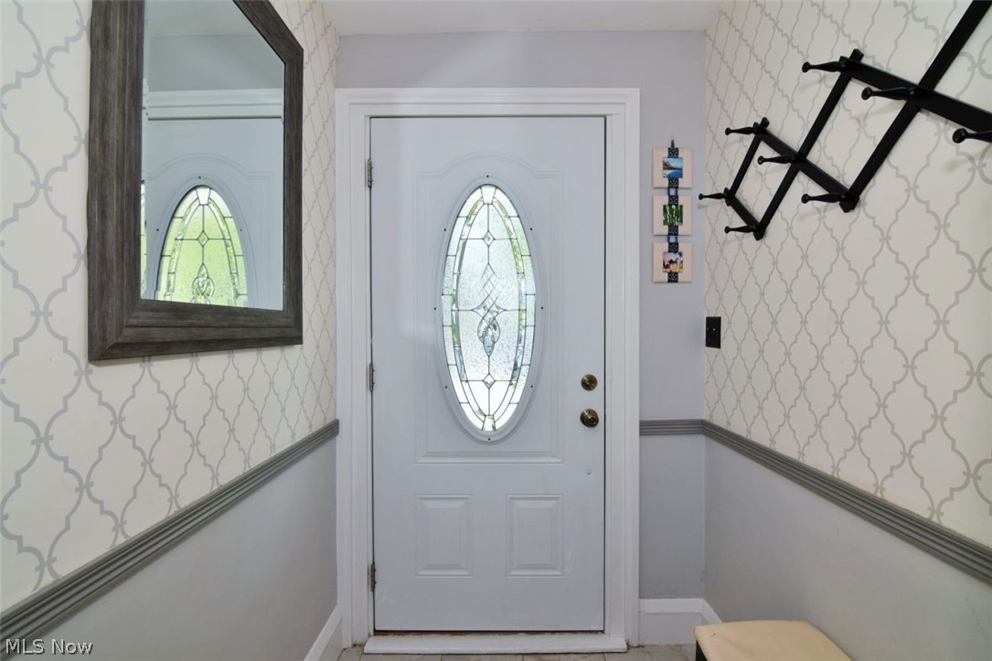 1190 Gladys Avenue Lakewood OH 44107