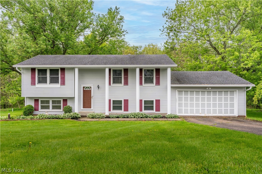 1478 Plateau Street NE Uniontown OH 44685