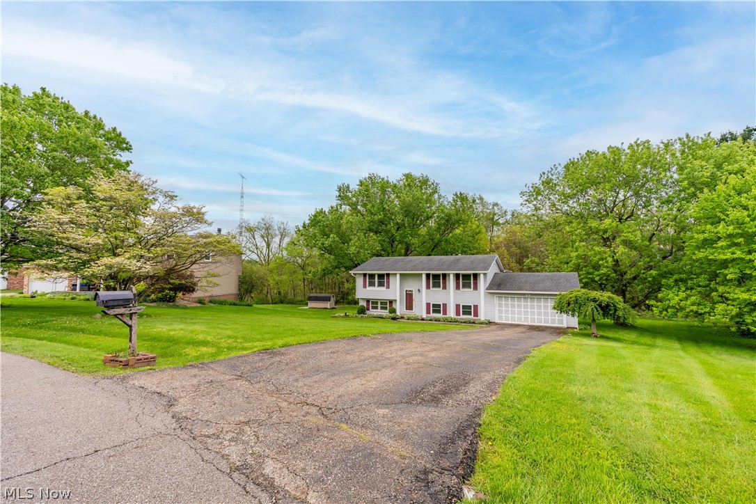 1478 Plateau Street NE Uniontown OH 44685