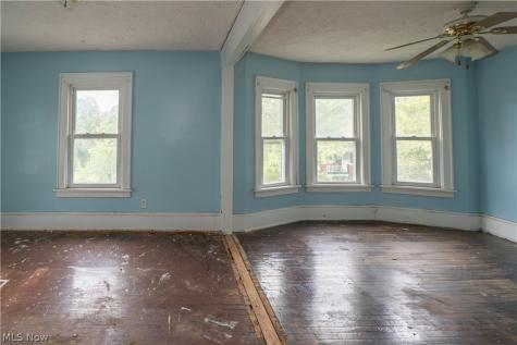 156 Colony Crescent Akron OH 44305