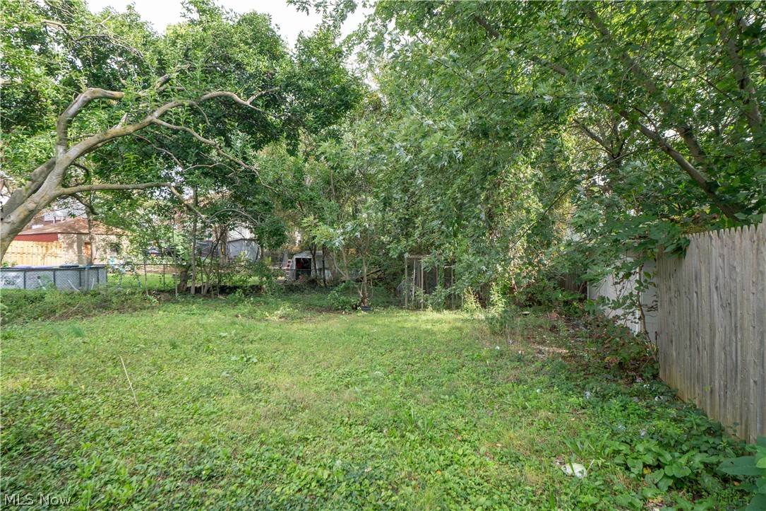 156 Colony Crescent Akron OH 44305