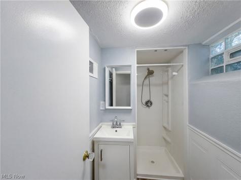 18715 Libby Road Maple Heights OH 44137