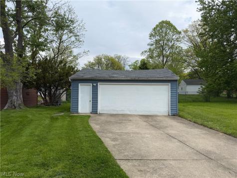 18715 Libby Road Maple Heights OH 44137