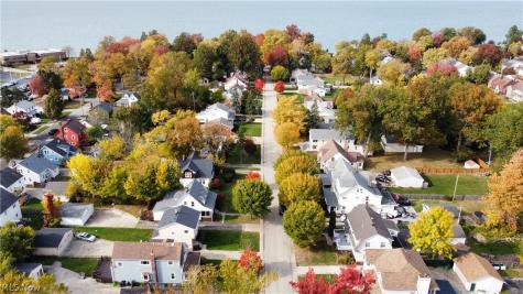 180 E 194th Street Euclid OH 44119