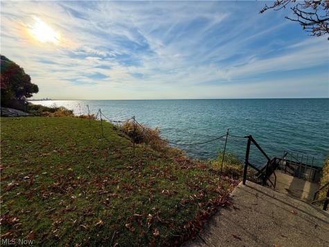 180 E 194th Street Euclid OH 44119
