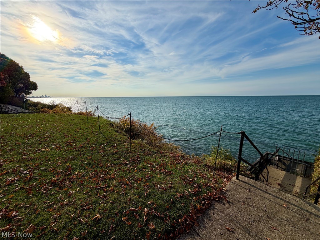 180 E 194th Street Euclid OH 44119