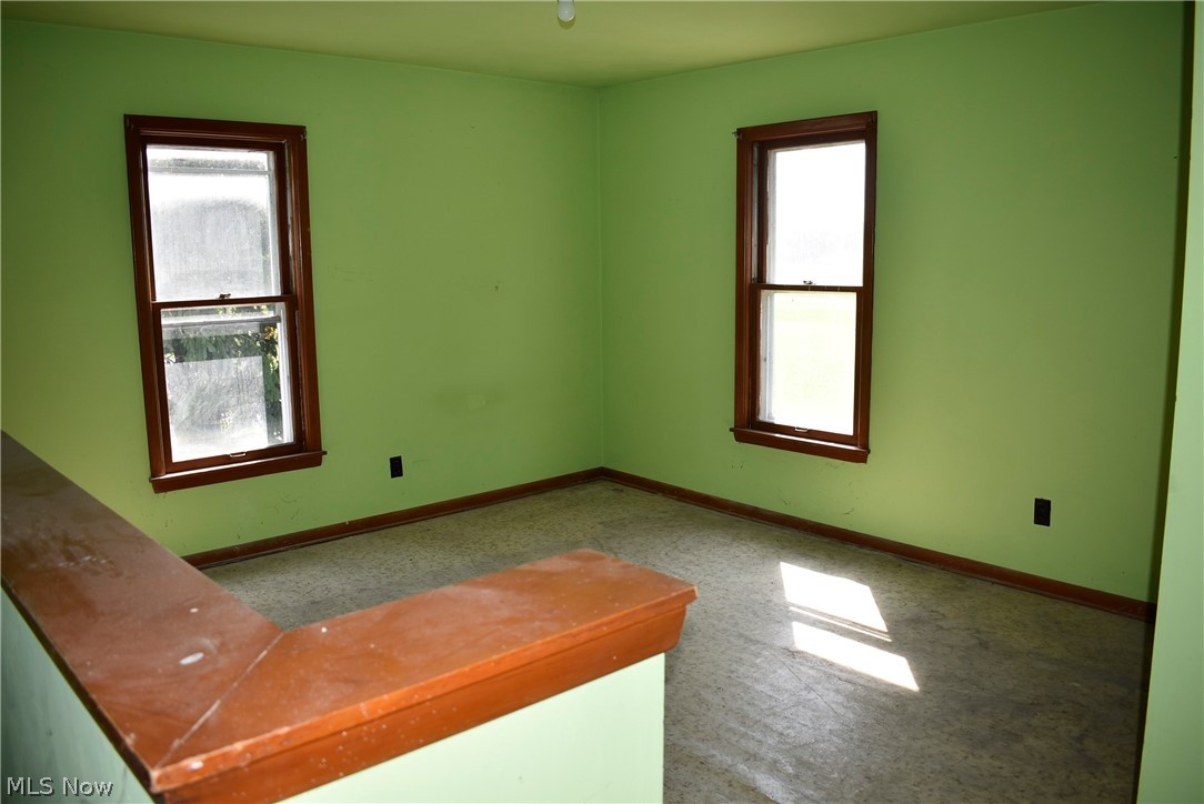 5050 Villa Marie Road Lowellville OH 44436