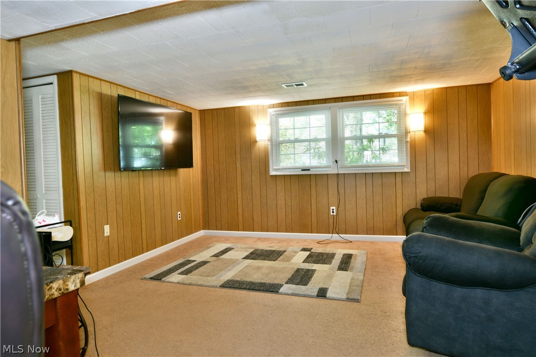 3710 Bellwood Drive SE Warren OH 44484
