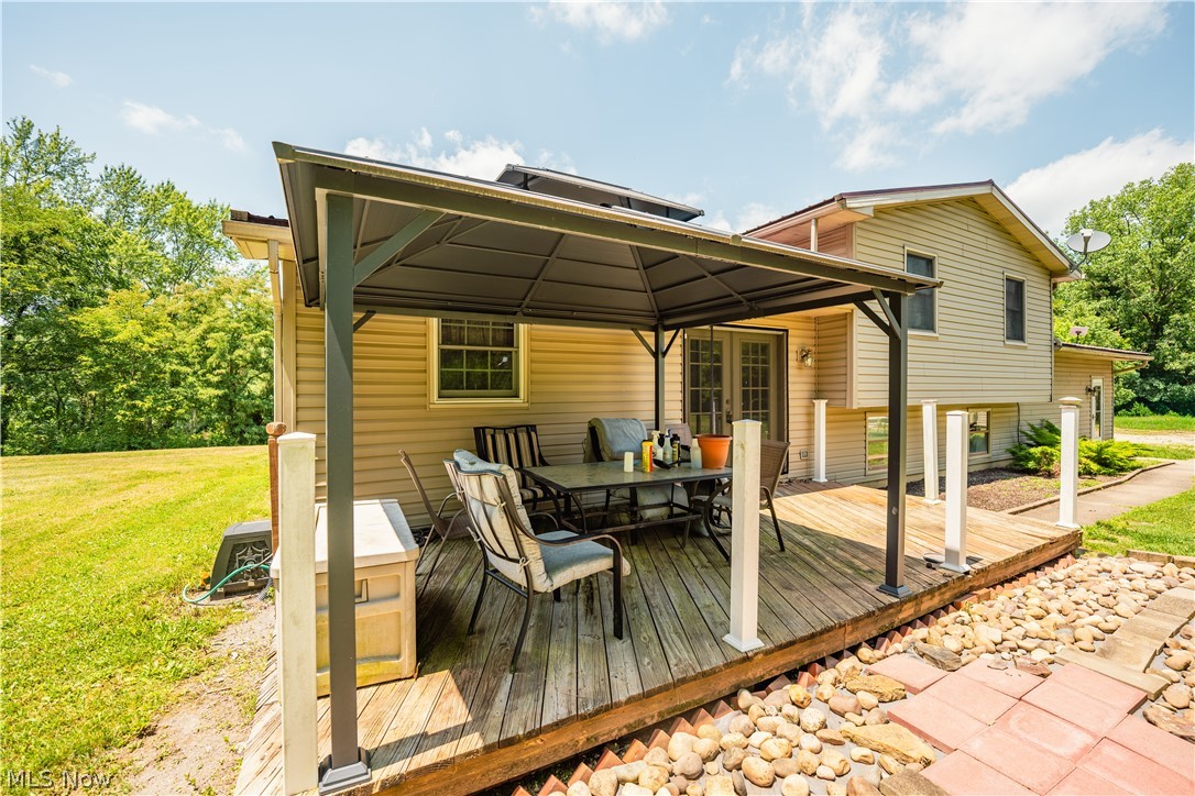9509 & 9433 Frank Road SW Port Washington OH 43837