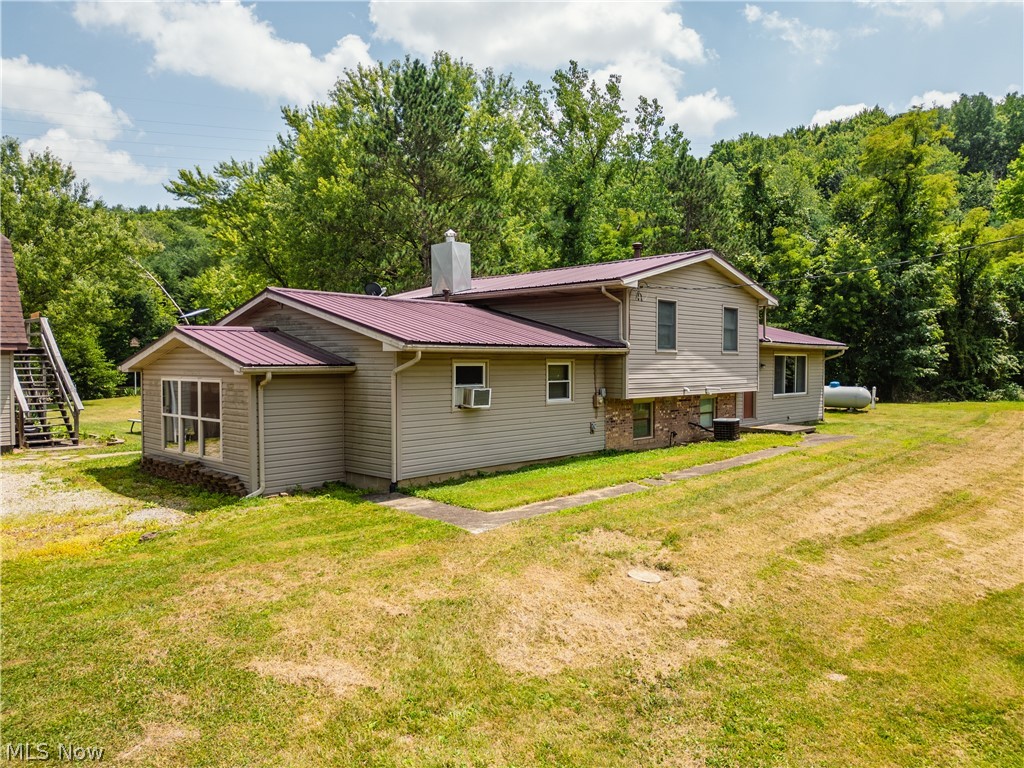 9509 & 9433 Frank Road SW Port Washington OH 43837