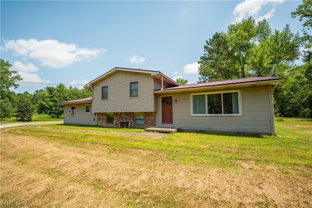 9509 & 9433 Frank Road SW Port Washington OH 43837