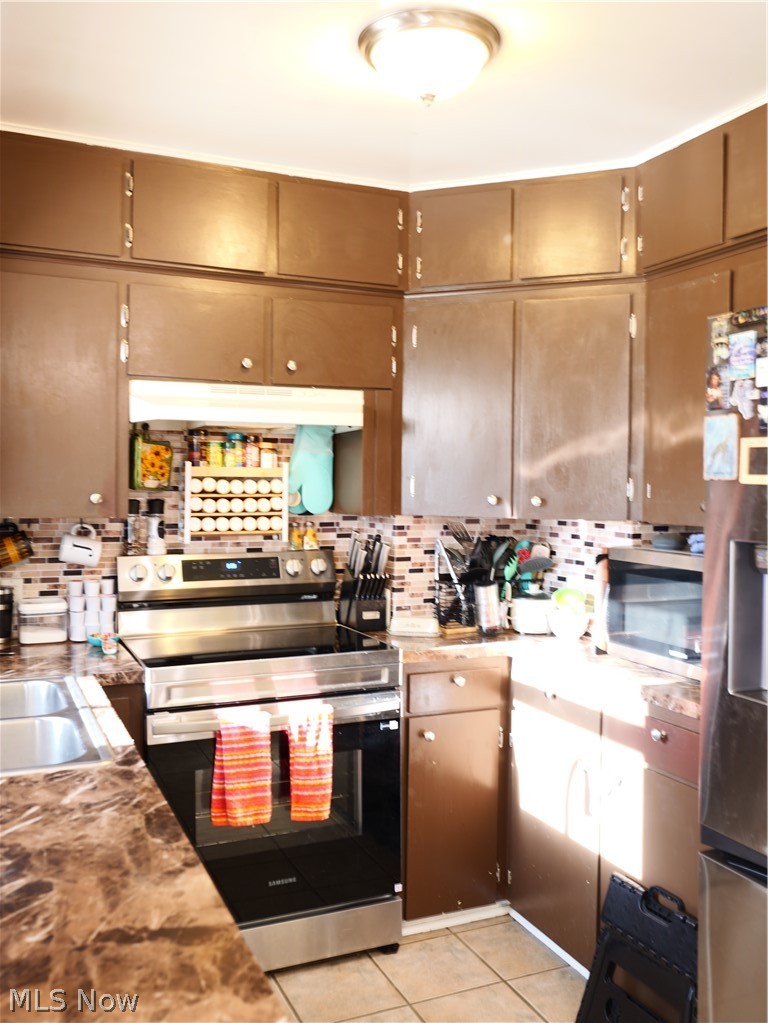 252 Parkgate Avenue Austintown OH 44515