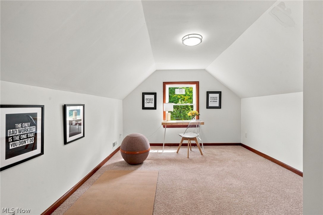 10422 Brighton Road Bratenahl OH 44108