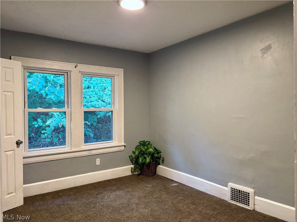 2258 Mogadore Road Akron OH 44312