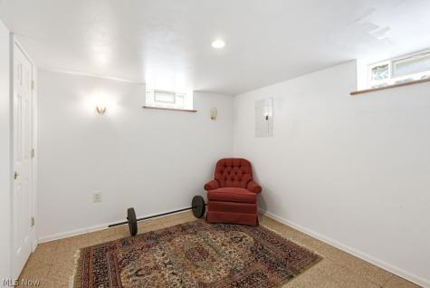 11052 Naomi Drive Parma OH 44130