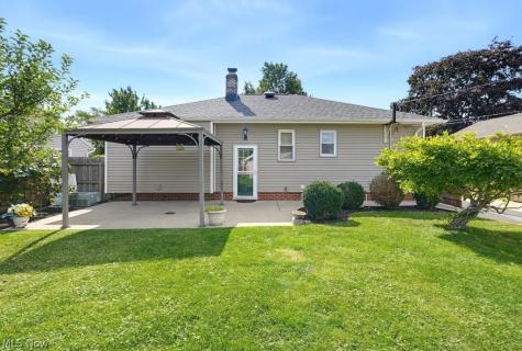 11052 Naomi Drive Parma OH 44130
