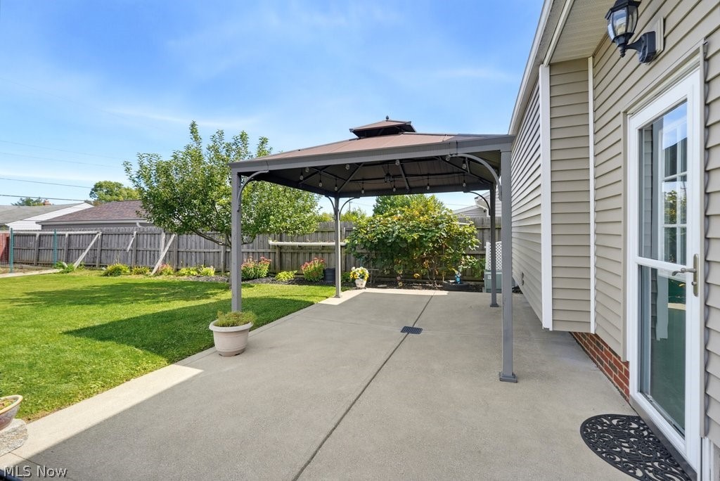 11052 Naomi Drive Parma OH 44130