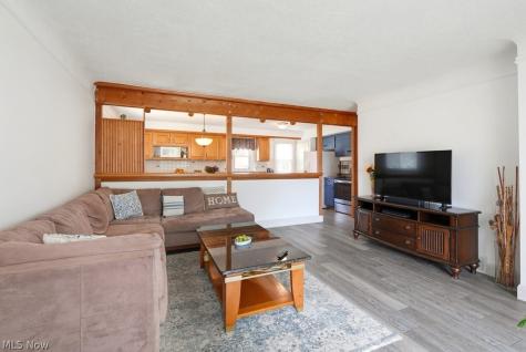 11052 Naomi Drive Parma OH 44130