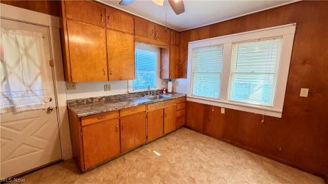 11703 Lincoln Way NW Massillon OH 44647