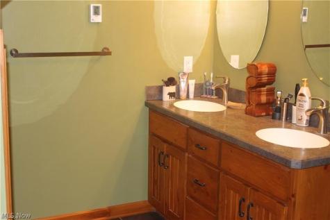 4069 Cleveland Road Wooster OH 44691