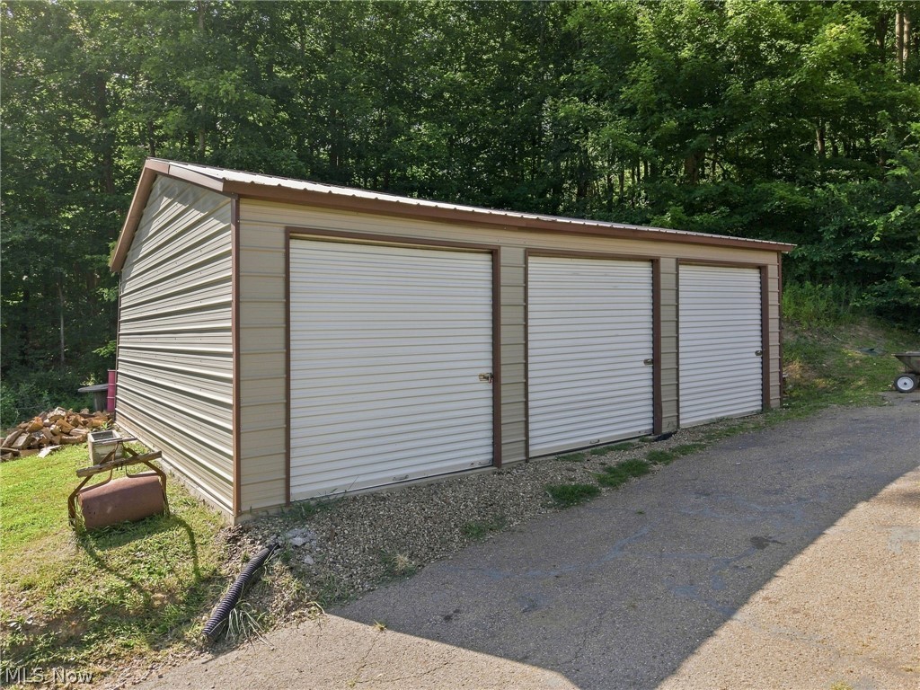 2501 Downing Street SW East Sparta OH 44626