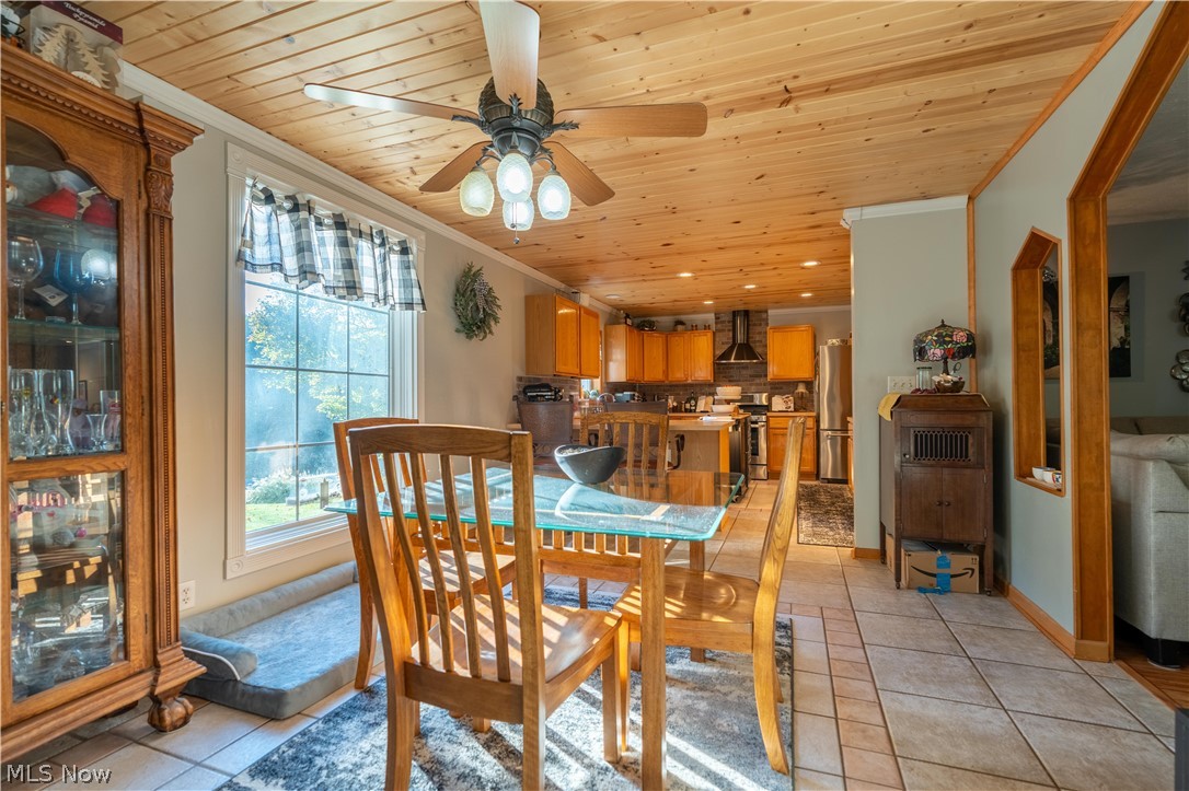 2501 Downing Street SW East Sparta OH 44626