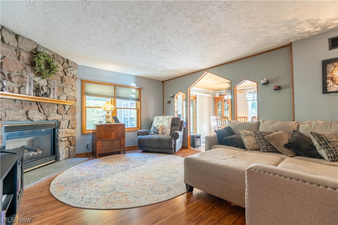 2501 Downing Street SW East Sparta OH 44626