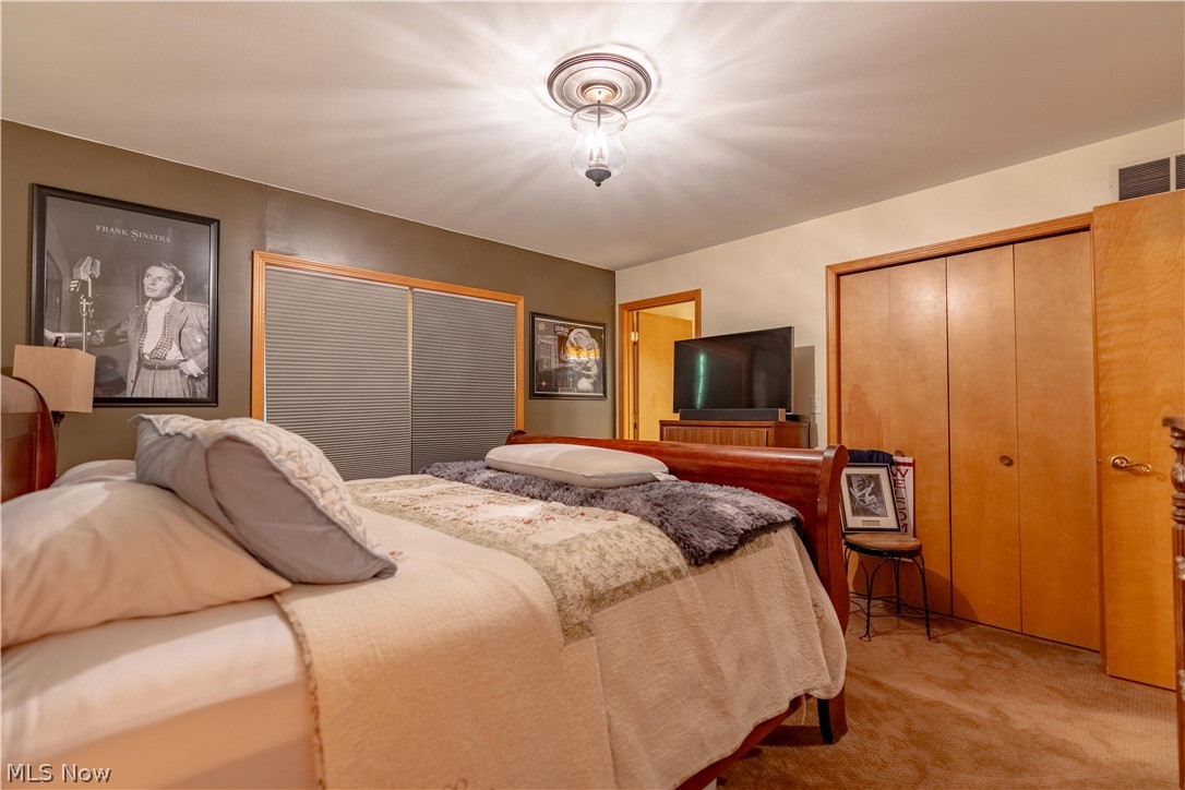 2501 Downing Street SW East Sparta OH 44626