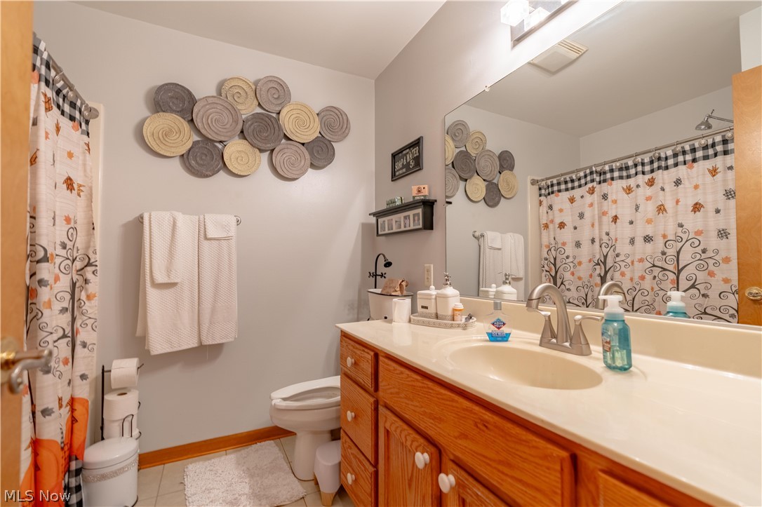 2501 Downing Street SW East Sparta OH 44626