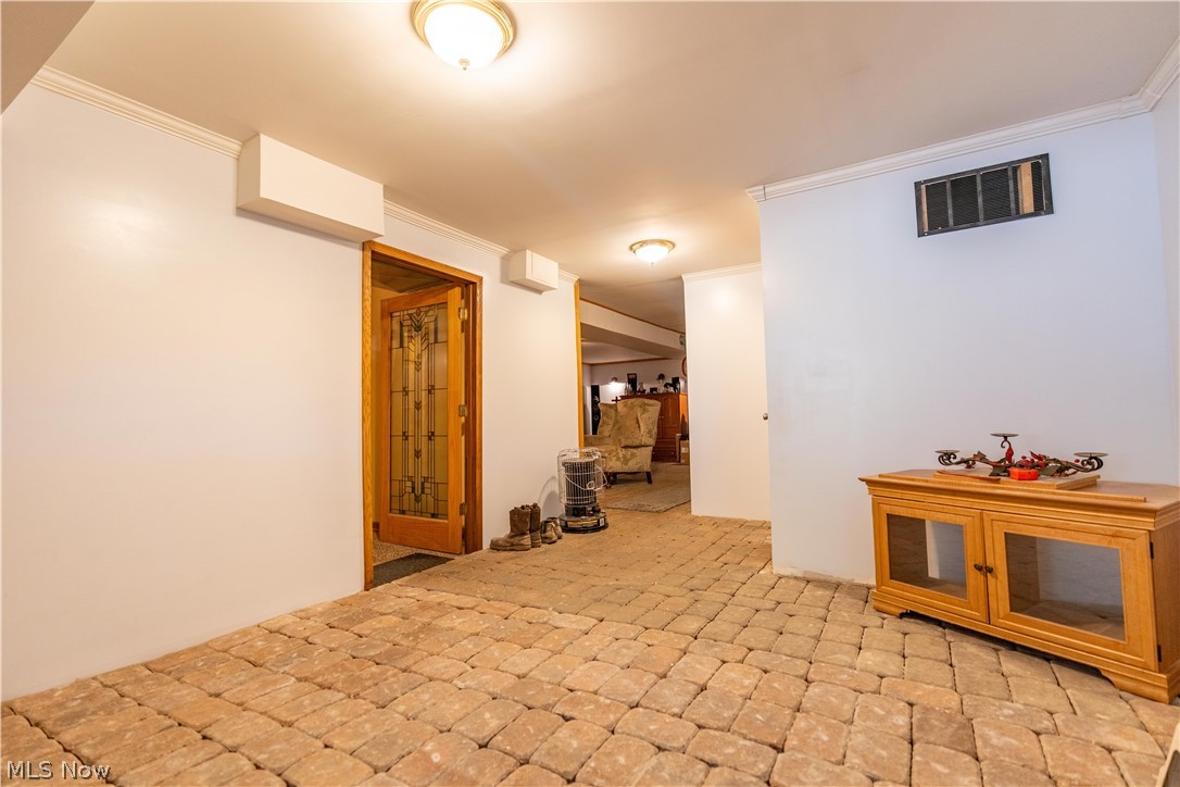 2501 Downing Street SW East Sparta OH 44626