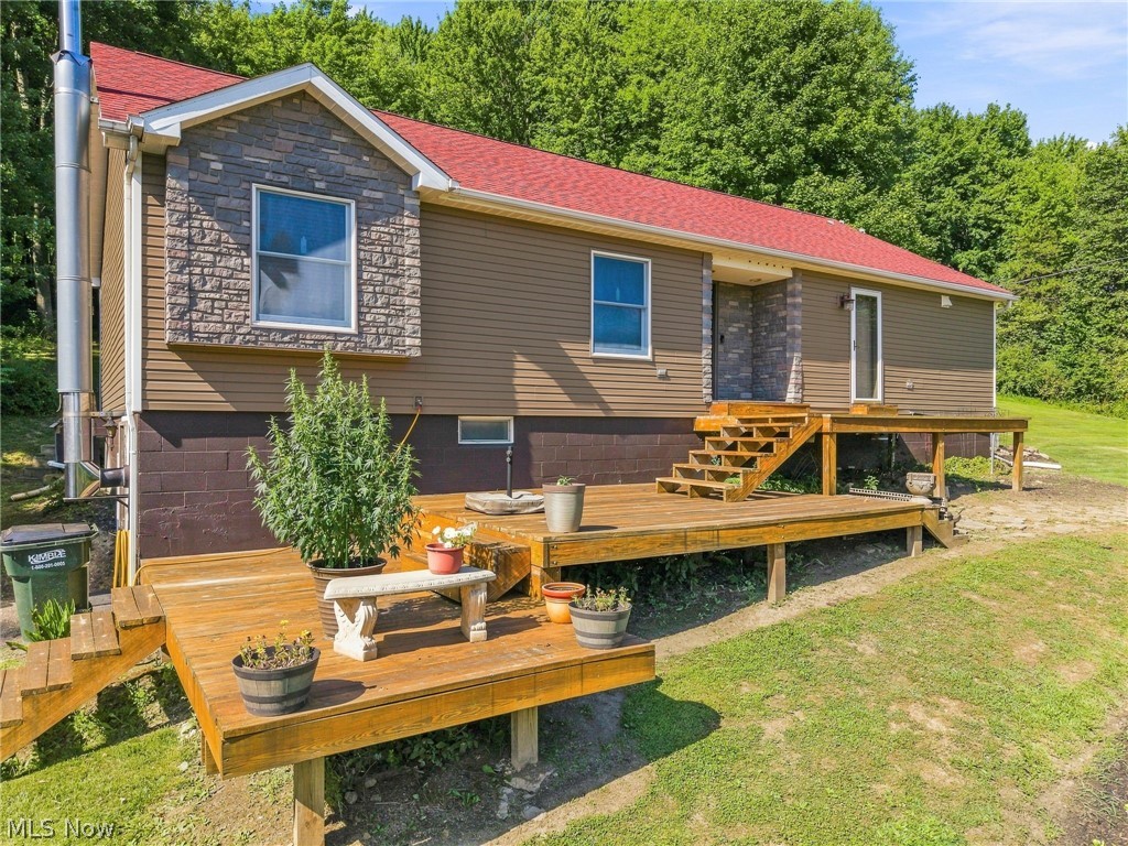 2501 Downing Street SW East Sparta OH 44626