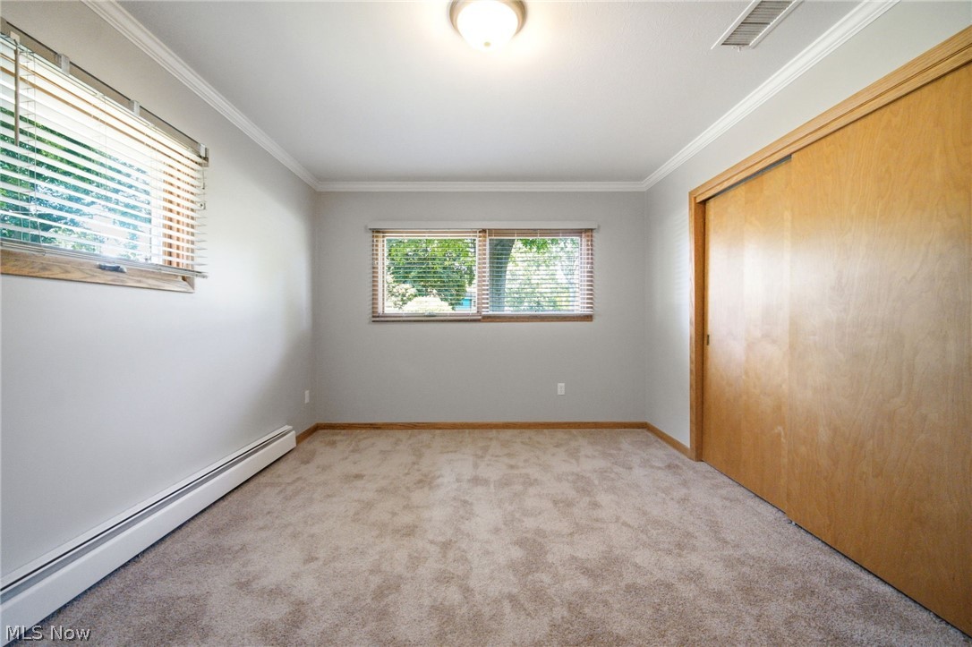 1097 Oak Tree Road Akron OH 44320