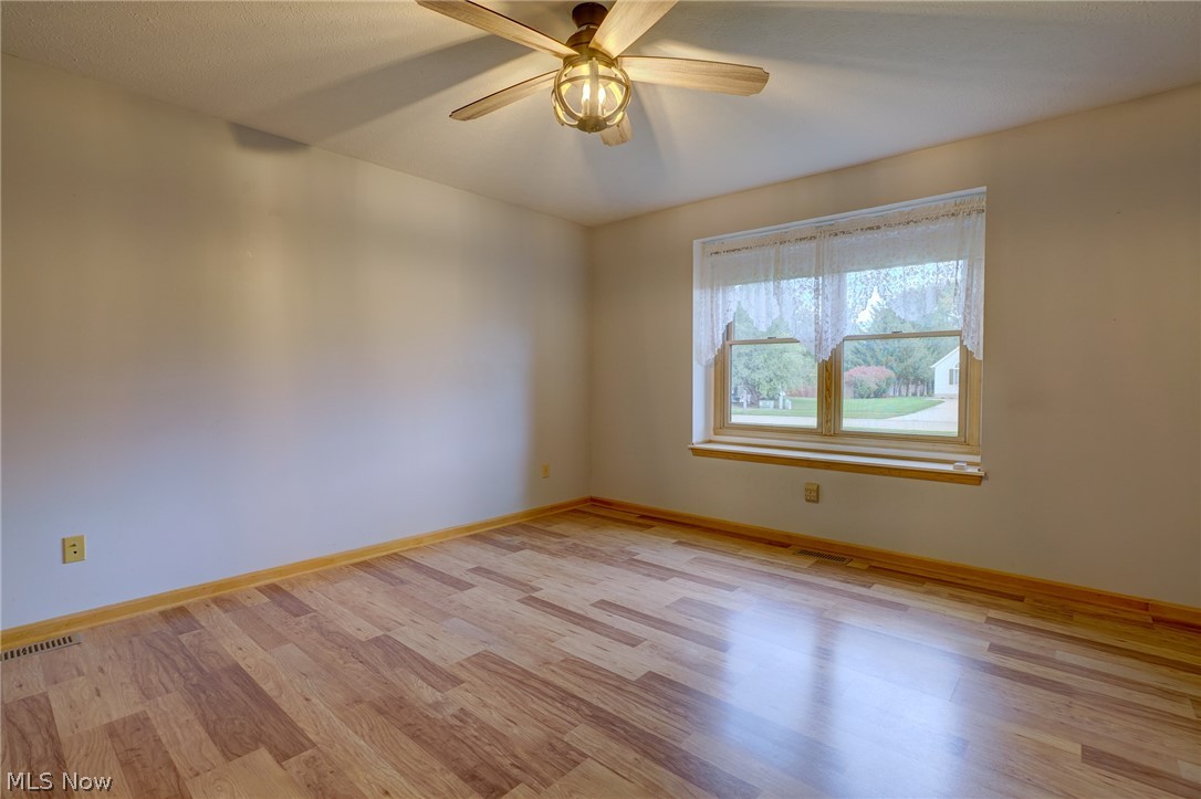 111 Squires Court South Amherst OH 44001