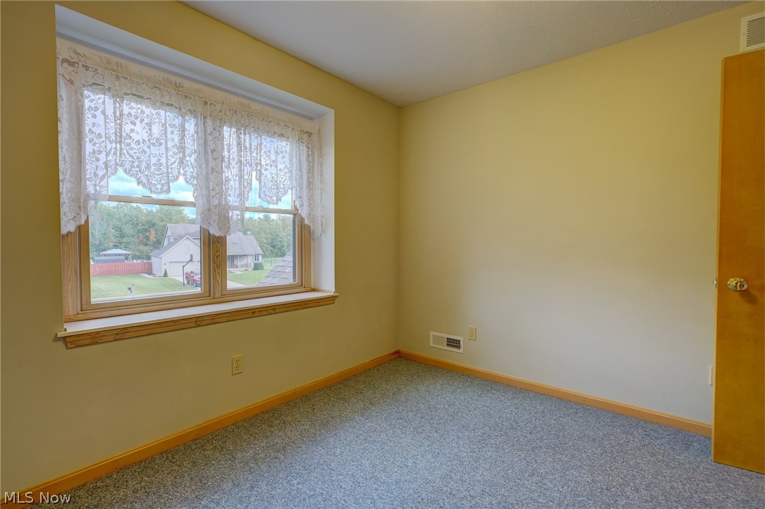 111 Squires Court South Amherst OH 44001