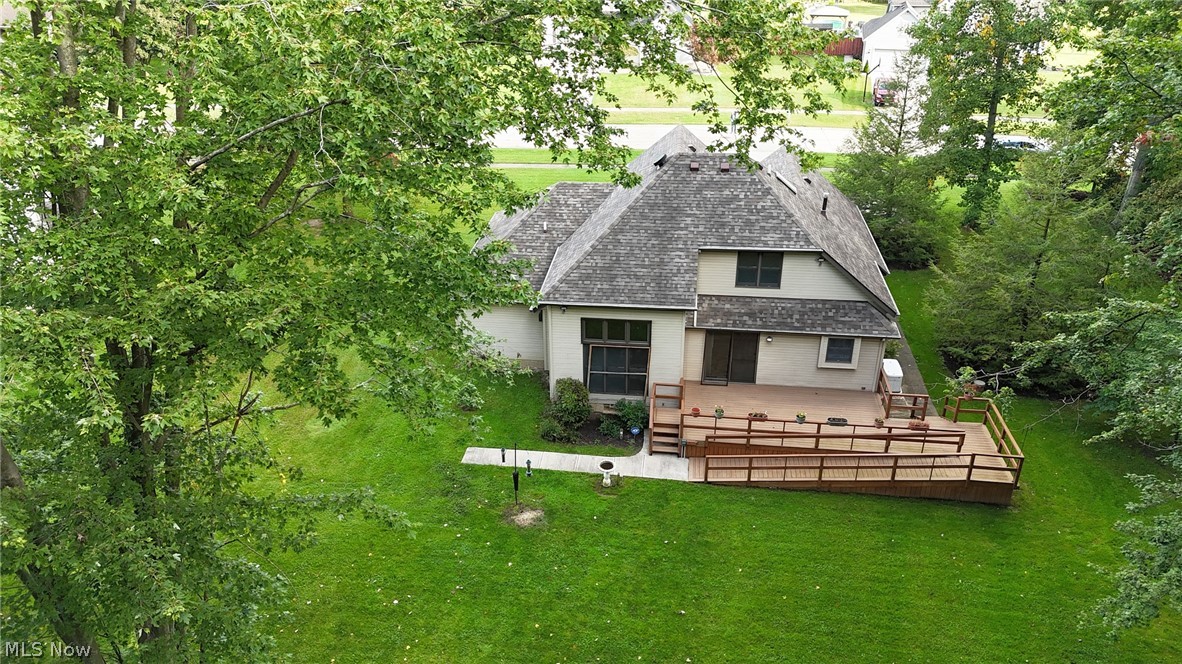 111 Squires Court South Amherst OH 44001