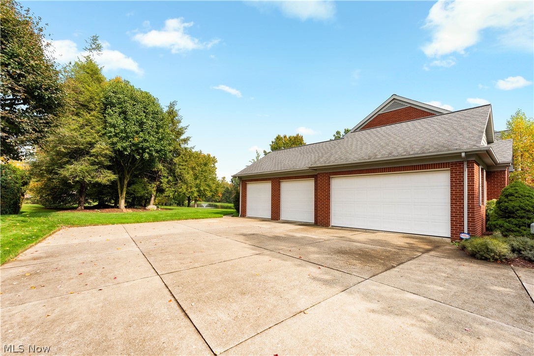 6347 Bertram Avenue NW Canton OH 44718
