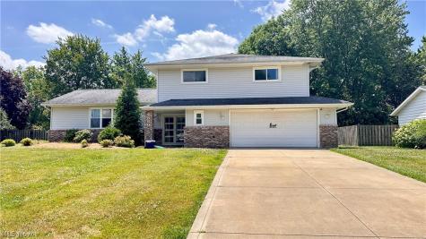 4880 Foxlair Trail Richmond Heights OH 44143