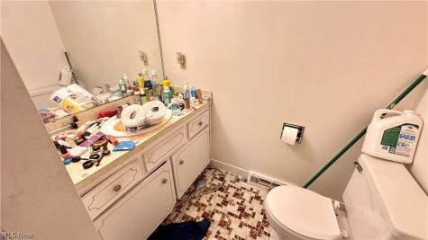 4880 Foxlair Trail Richmond Heights OH 44143
