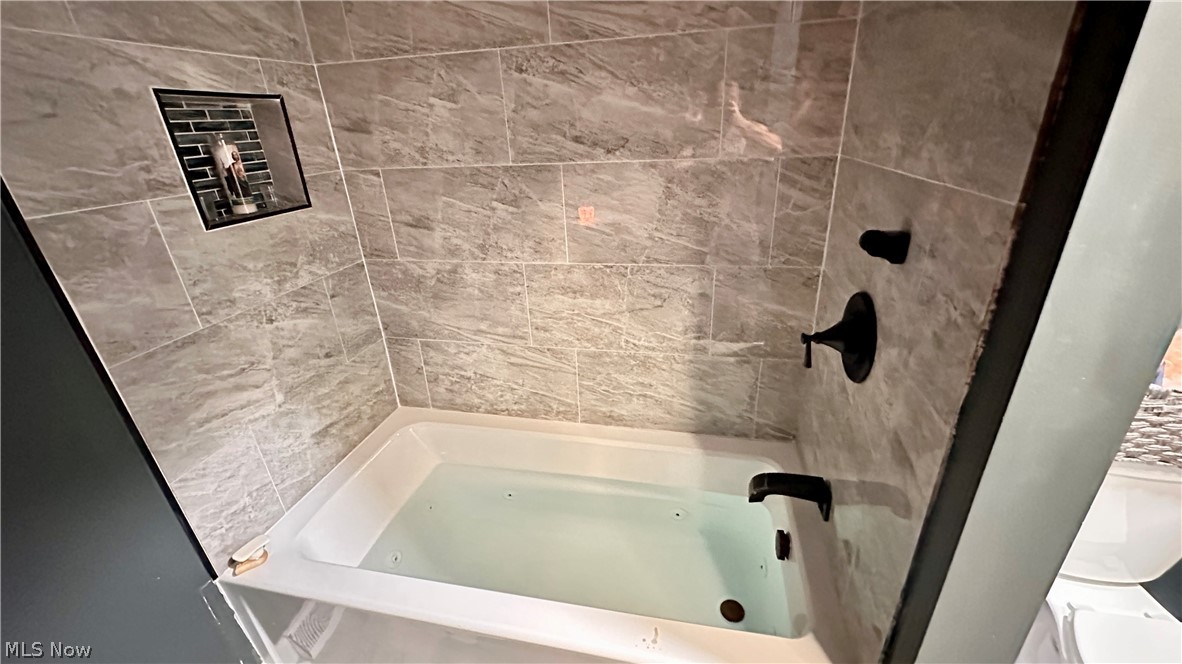 4880 Foxlair Trail Richmond Heights OH 44143