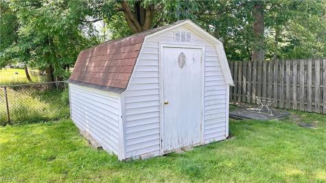 4880 Foxlair Trail Richmond Heights OH 44143