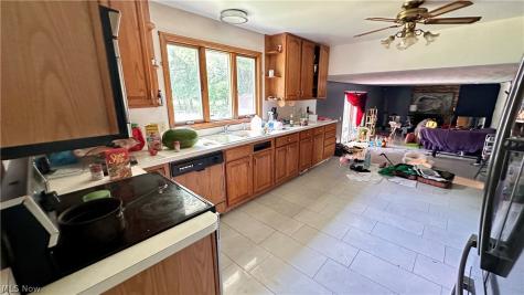 4880 Foxlair Trail Richmond Heights OH 44143