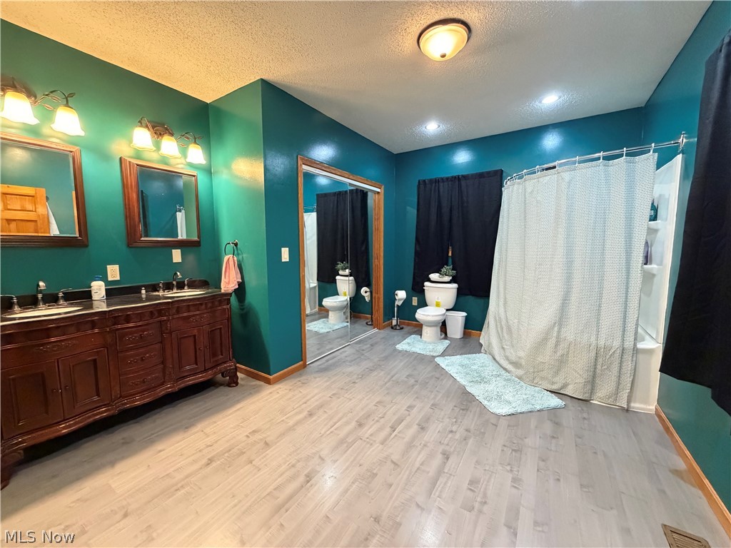 429 Dewey Avenue Newcomerstown OH 43832