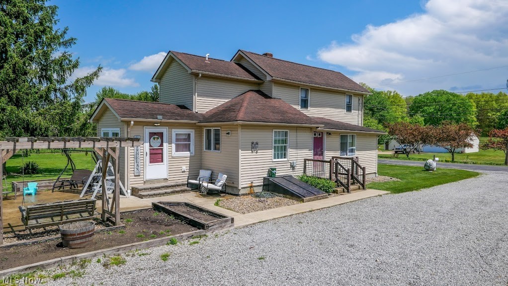 6175 Downs Road NW Warren OH 44481