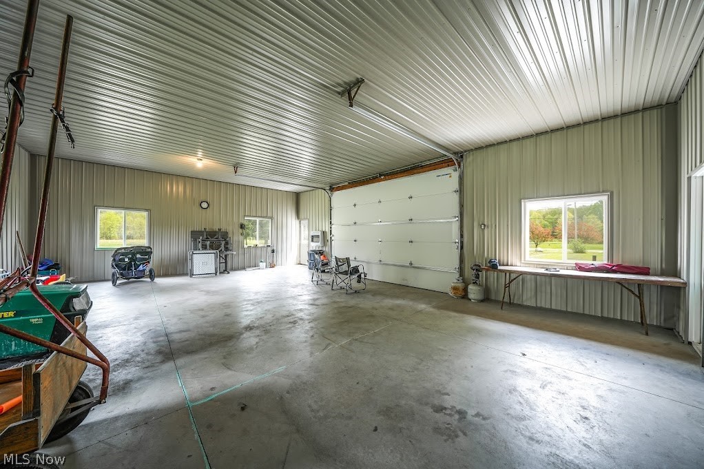 6175 Downs Road NW Warren OH 44481