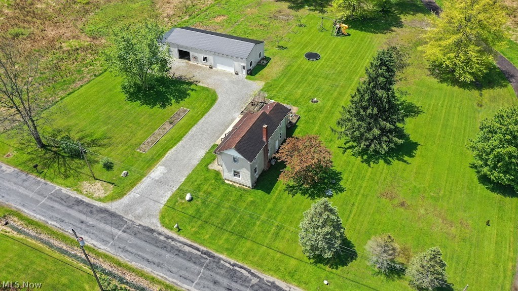 6175 Downs Road NW Warren OH 44481